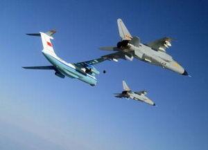 国产空中突击飞机视频,翱翔蓝天，捍卫和平的钢铁雄鹰